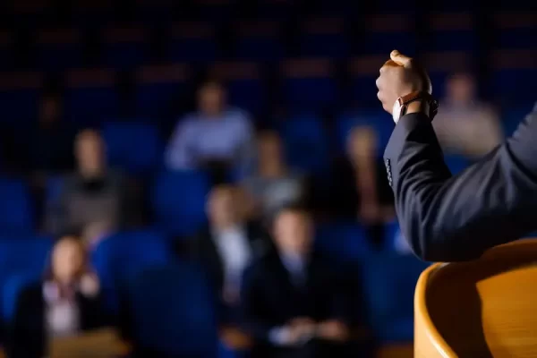 male-business-executive-giving-speech_107420-63809 (1)